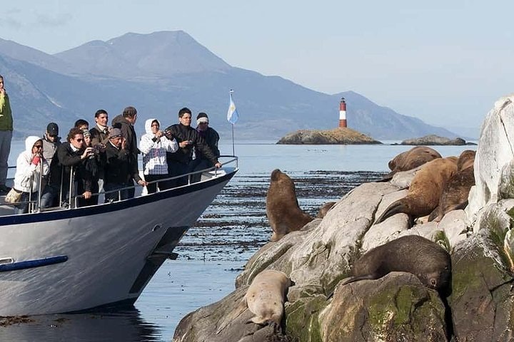 Beagle Channel and Sea Lions Island Catamaran Cruise - imagen #6
