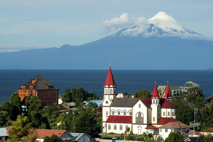 Premium Full day Tour to Osorno Volcano and Petrohue in Puerto Varas - imagen #5
