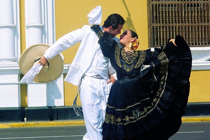 Peruvian Paso Horse & Marinera with lunch in Trujillo - imagen #4