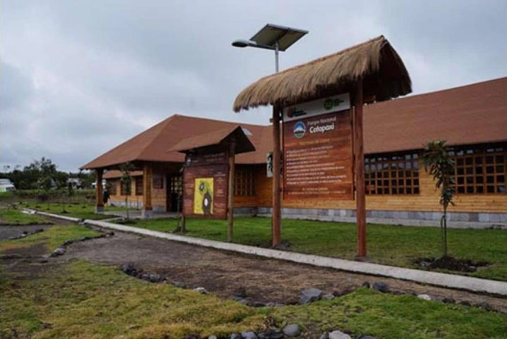 Aventura en la Avenida del Volcán + Excursión a Quilotoa y Baños: 2 días - 1 noche - imagen #3