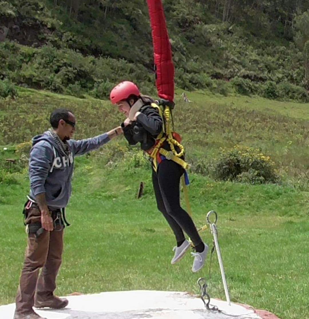 Cus-17 : Slingshot Launch - Gravity Defying like Superman - imagen #2