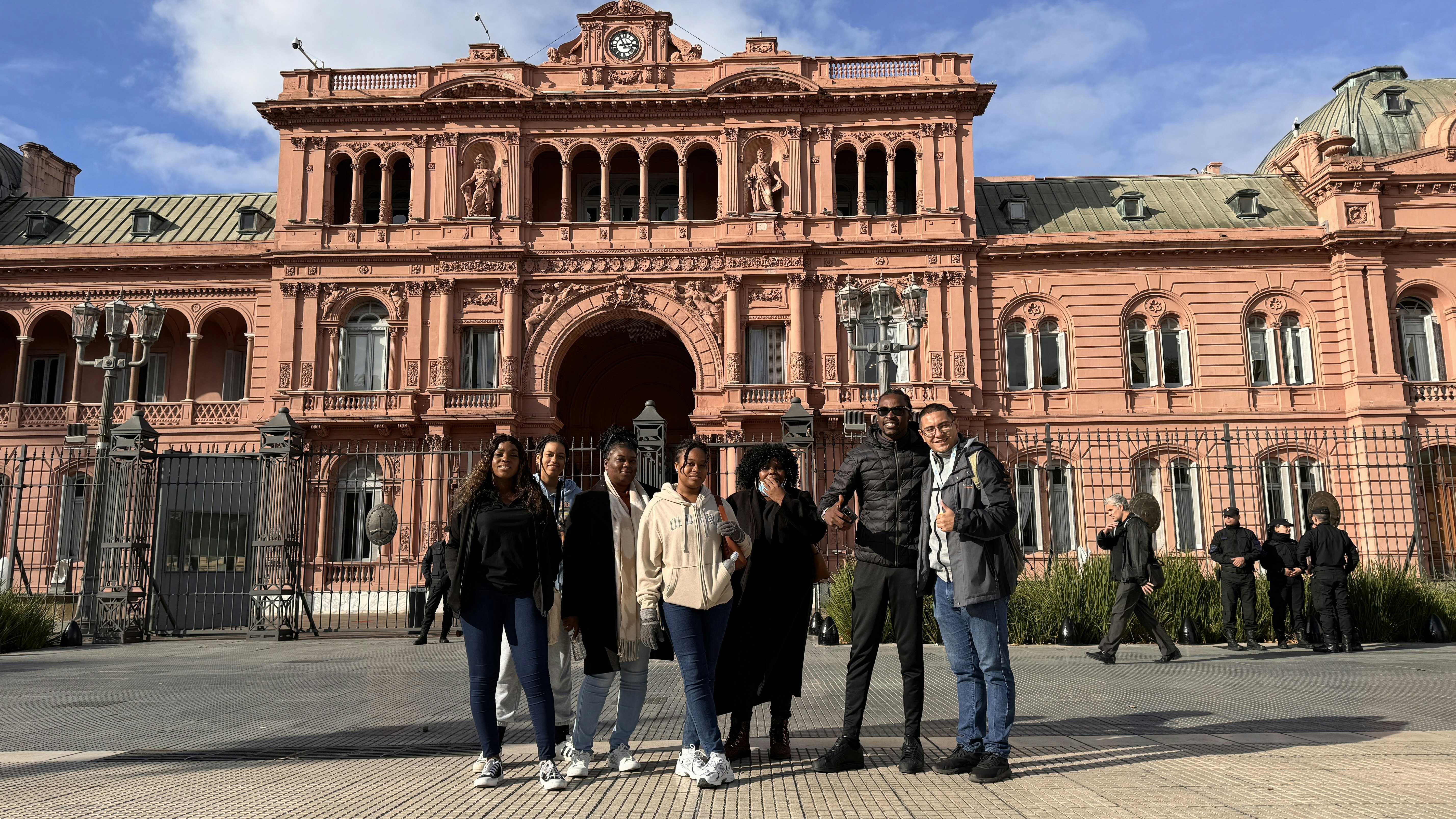 Small Group Buenos Aires City Tour and River Navigation - imagen #12