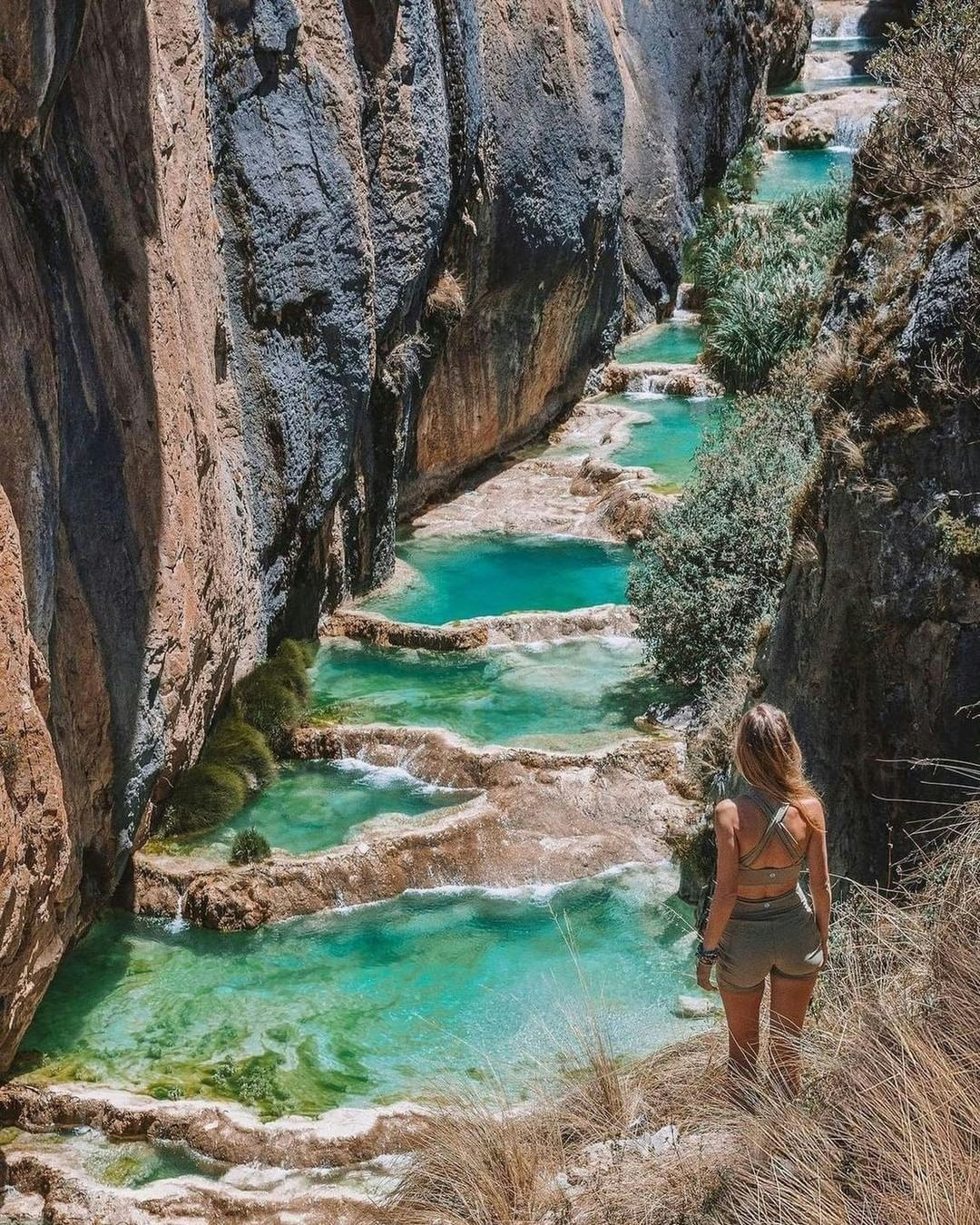 Lim-30 : Millpu from Lima - The Paradisiacal Turquoise Waters - imagen #5