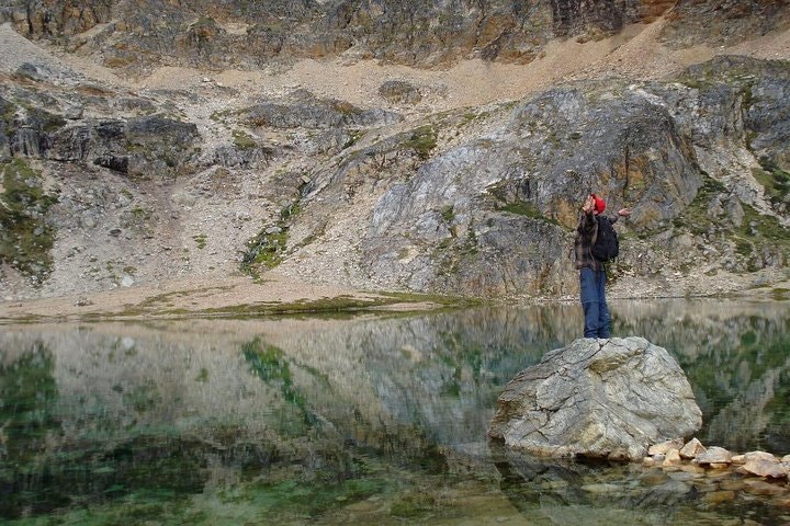Turquoise Lagoon and Carbajal Hill Trekking from Ushuaia - imagen #2