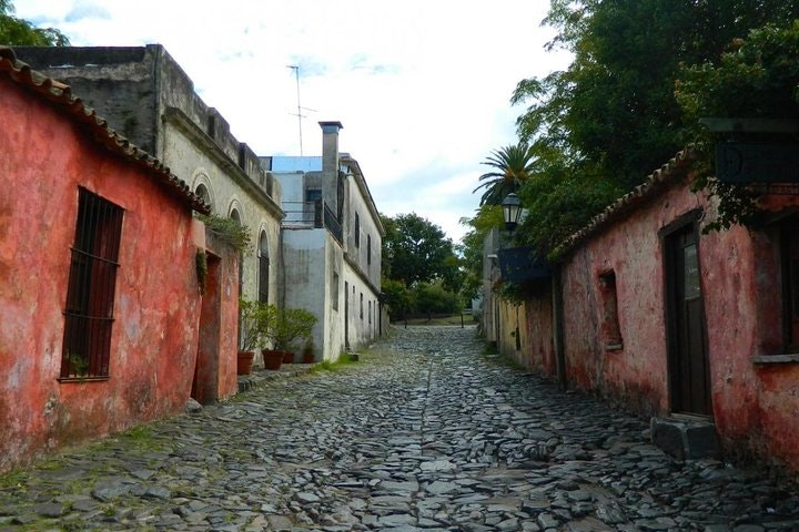 Colonia Day Trip & Optional Private Transfers from Buenos Aires - imagen #5
