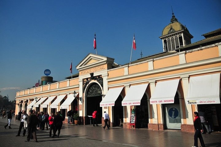 City Tour Santiago Walking + Typical Tastings + Teleférico and Funicular - imagen #3