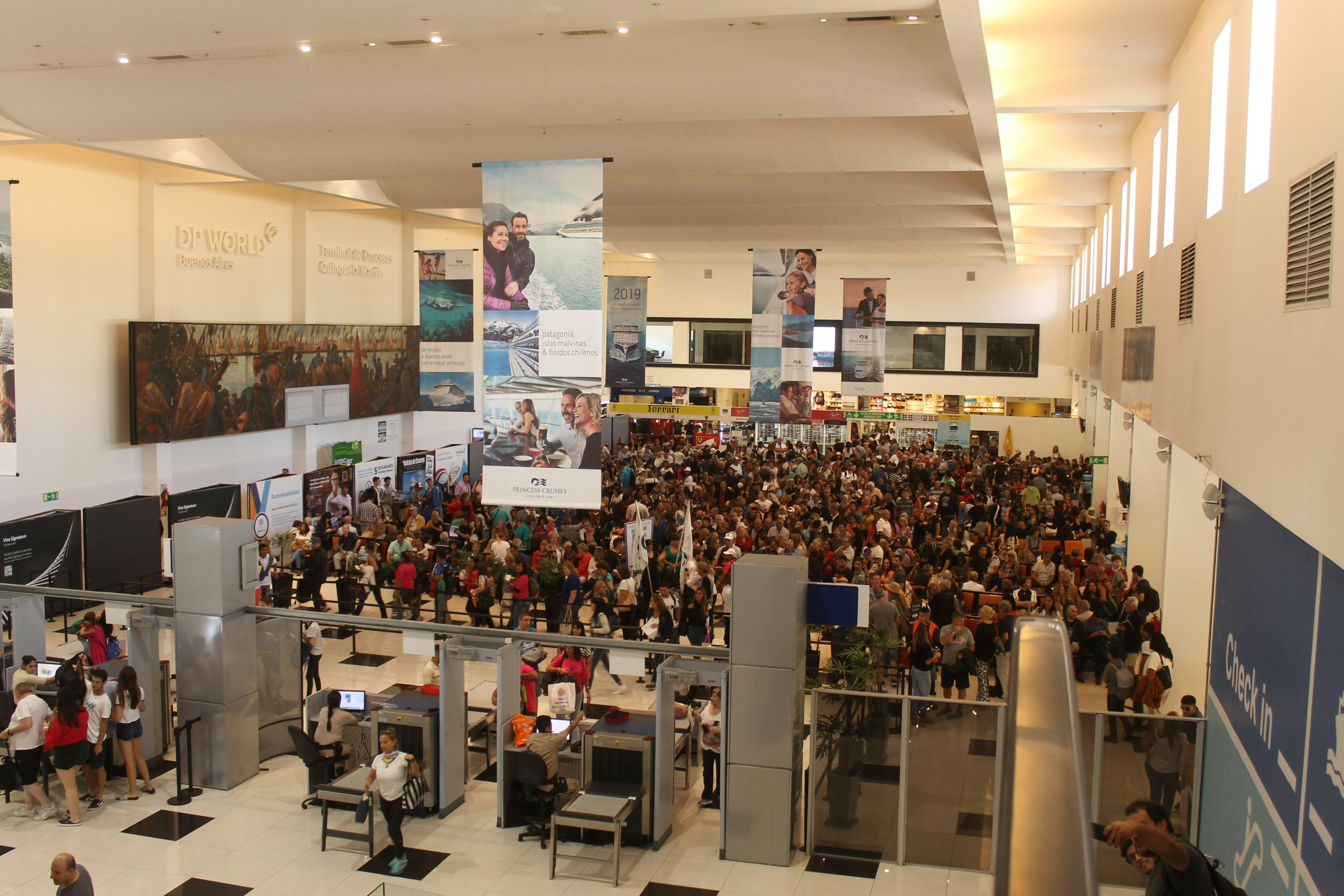 Port Transfers with English speaking guide - imagen #10