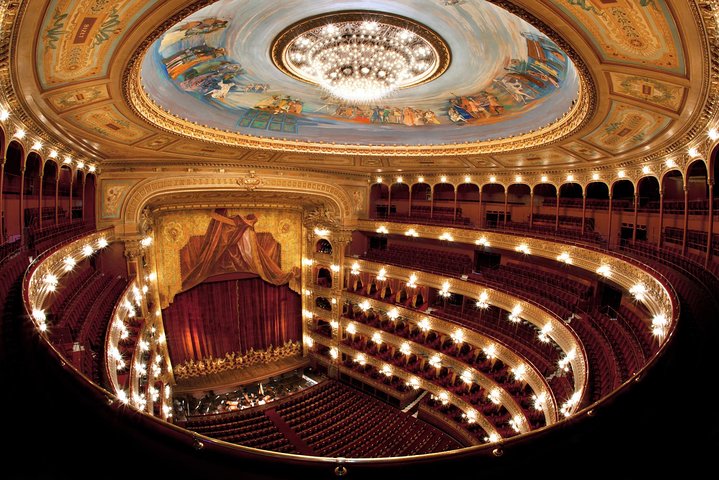 Teatro Colón sin colas más tour por los palacios de Buenos Aires
