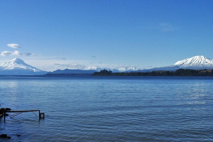 Osorno Volcano and Petrohue Falls from Puerto Varas - imagen #3