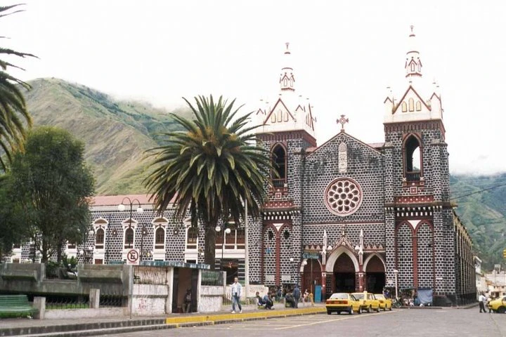 Servicio de transporte desde Guayaquil a Baños - imagen #3