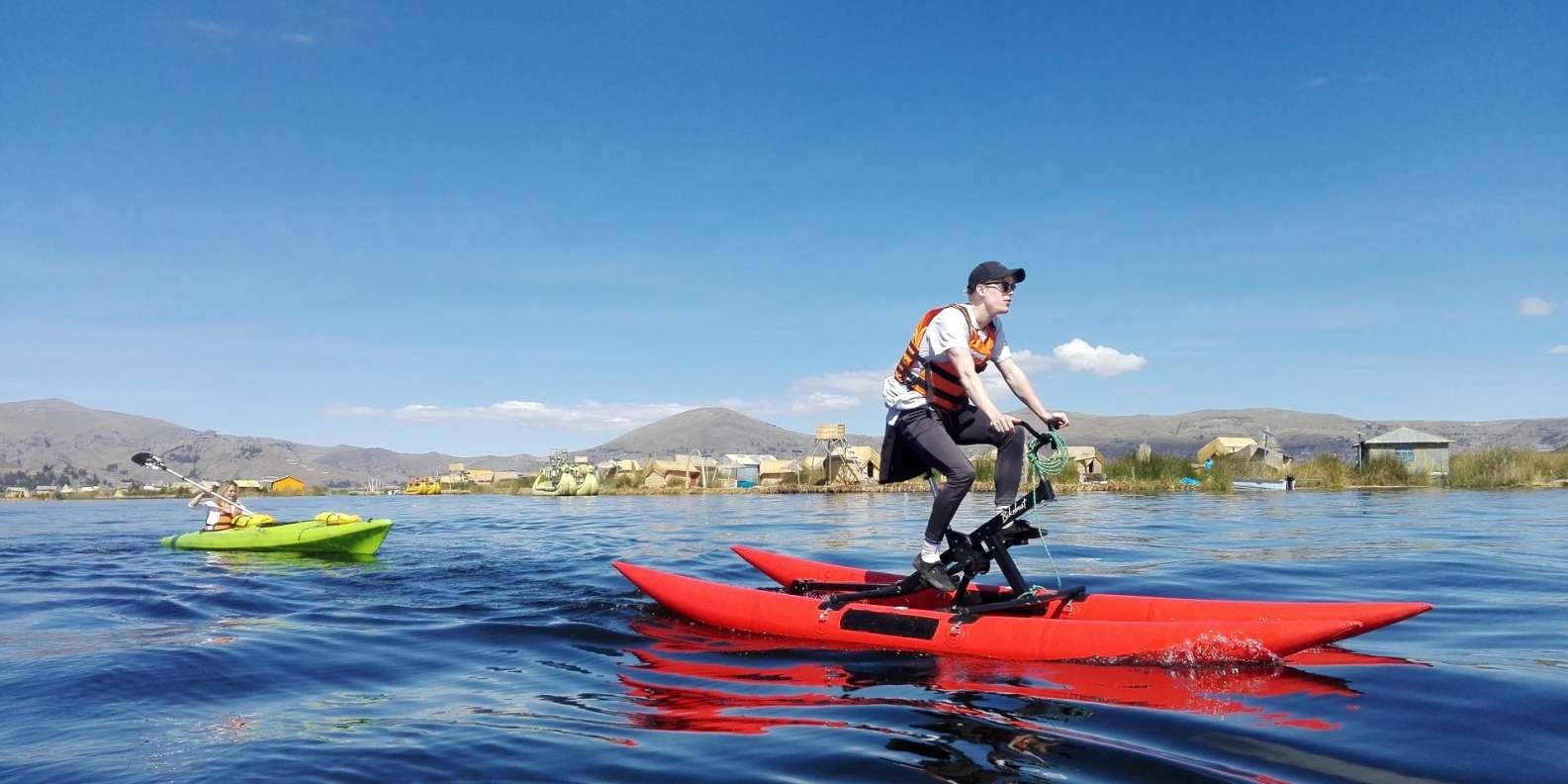 Pun-03: Aquabiking en el lago Titicaca: una experiencia única - imagen #2