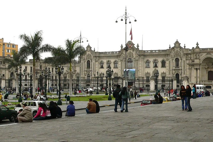 Visita guiada privada de medio día por Lima: lo colonial y lo moderno - imagen #12