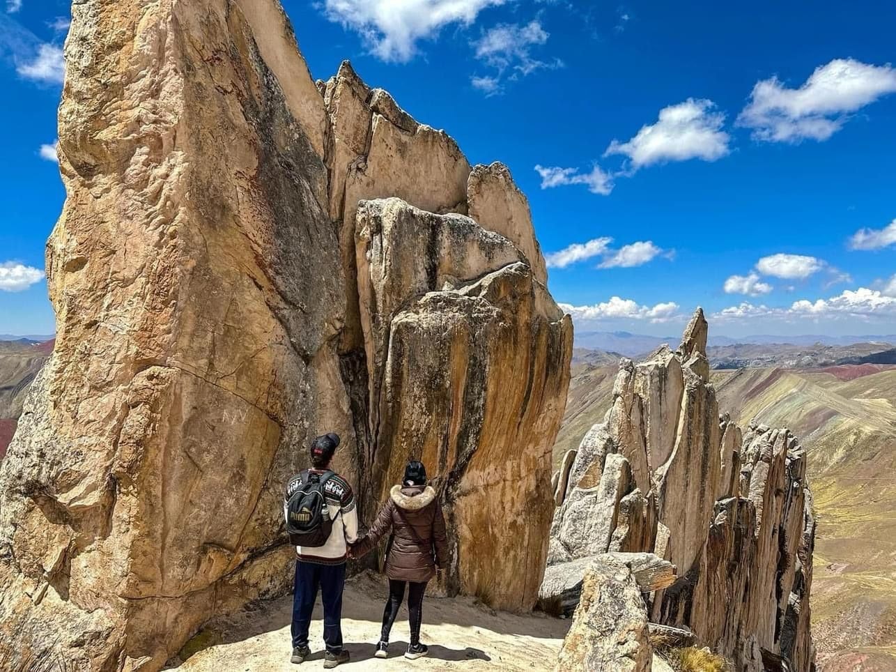 Cus-12 : Palcoyo - Explore Rainbow Mountains  Secret Sister - imagen #11