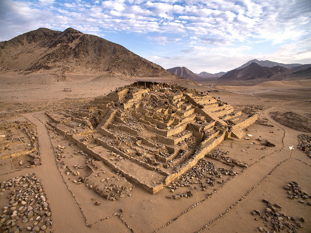 Lim-11 : Caral - Exploring the Mysteries of the Sacred City - imagen #4
