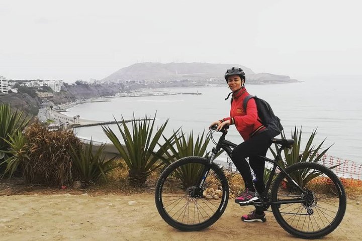 Bike Tour of Lima - Along the coast