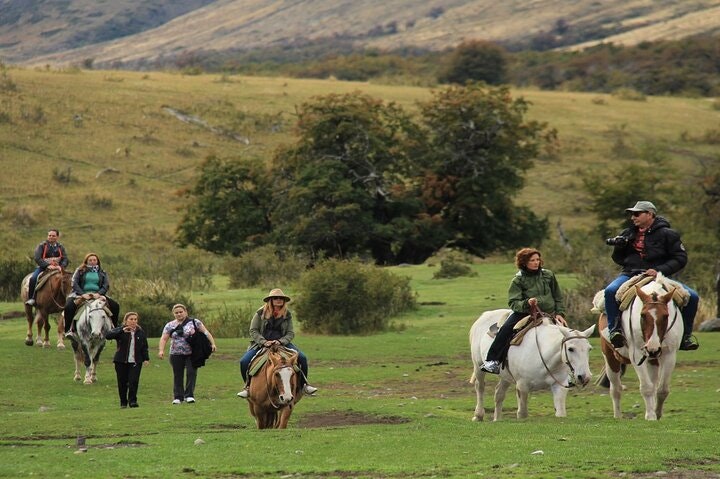 Nibepo Aike Ranch Day and Horseback Riding from el Calafate - imagen #19