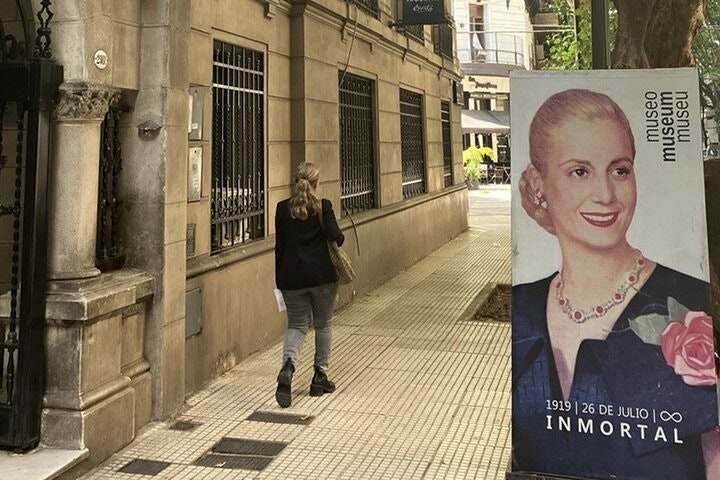 Private Evita and Peronism Historical Tour in Buenos Aires - imagen #8