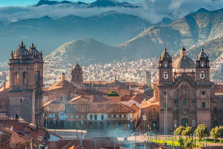 Traslado privado de llegada desde el Aeropuerto Internacional Alejandro Velasco a Cusco - imagen #4