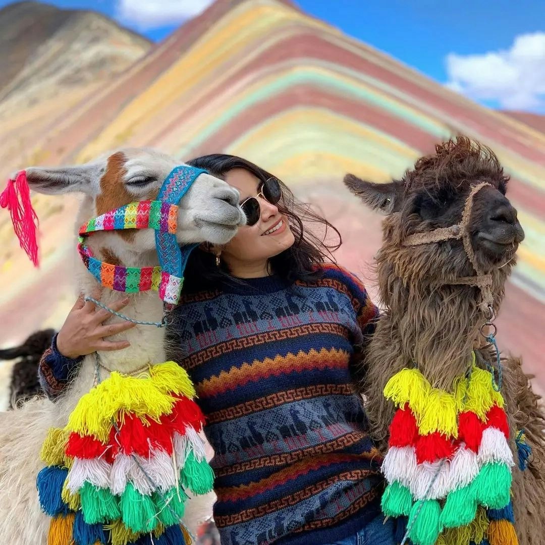 Cus-11 : Rainbow Mountains - Montaña de 7 Colores - imagen #2