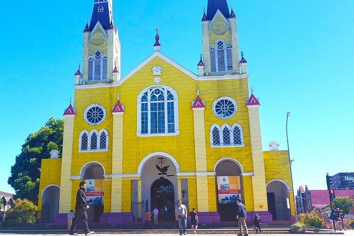 Premium Full Day Tour to Chiloe, visiting Castro and Dalcahue - imagen #4