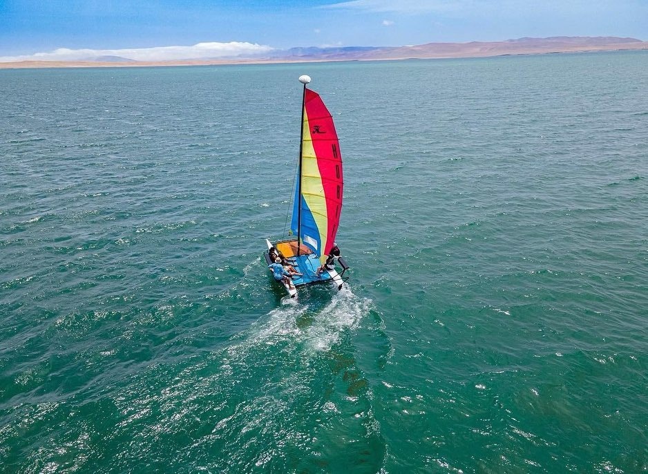 Par-05: Navega en catamarán - Descubre la bahía de Paracas - imagen #2