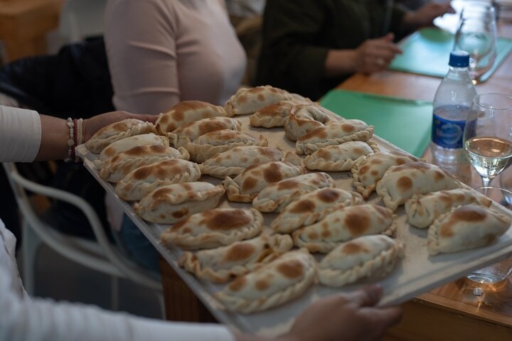 BA: Small-Group Empanadas Cooking Class in Palermo - imagen #3