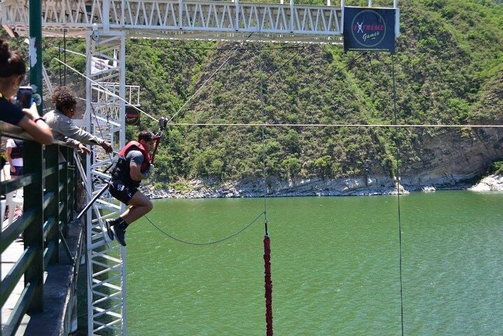 Bungee Jumping Adrenaline Experience on Cabra Corral Dam - imagen #9