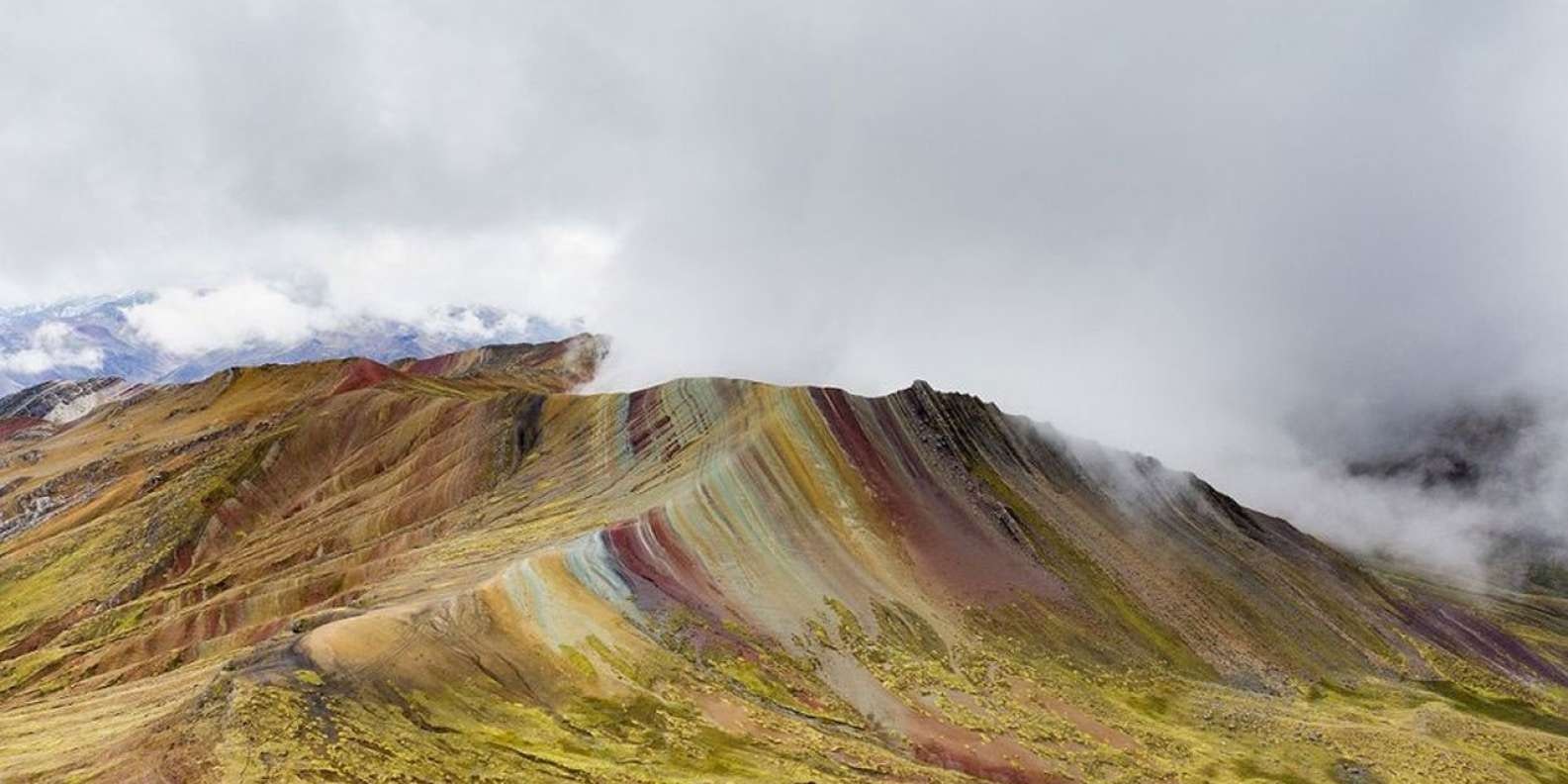 Cus-12 : Palcoyo - Explore Rainbow Mountains  Secret Sister - imagen #8