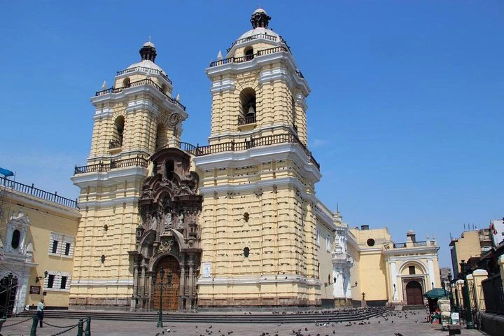 Visita guiada privada de medio día por Lima: lo colonial y lo moderno - imagen #7