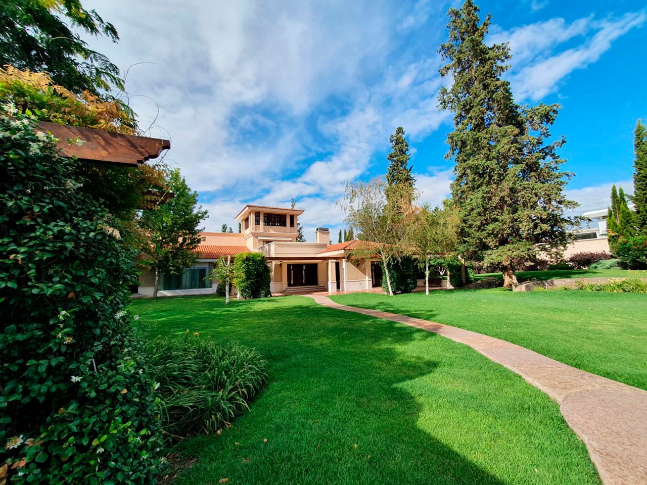 Mendoza 2-Day Escape at Luxury Wine Resort With Optional Airfare - imagen #9