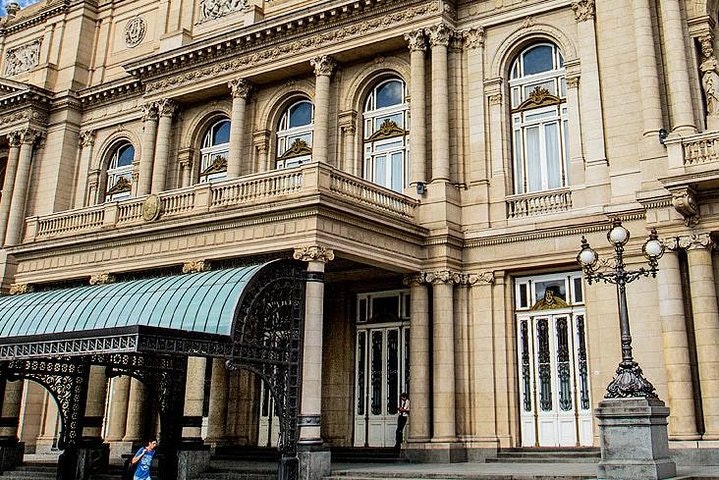 Small-Group City Tour with visit to Teatro Colon in Buenos Aires - imagen #9