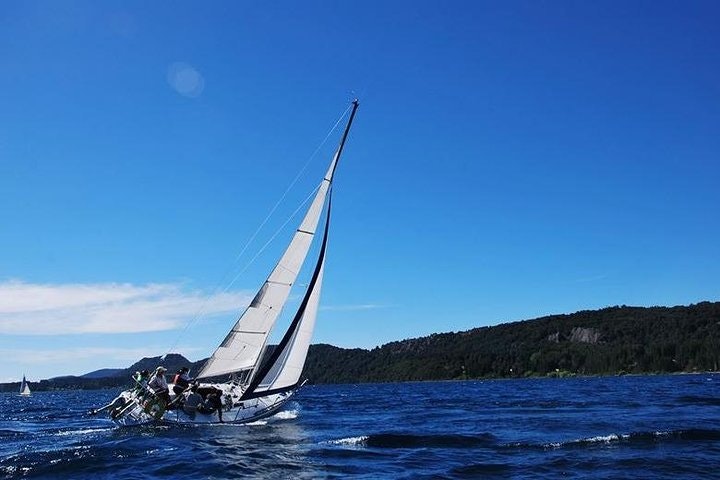Yacht ride in Bariloche - imagen #3