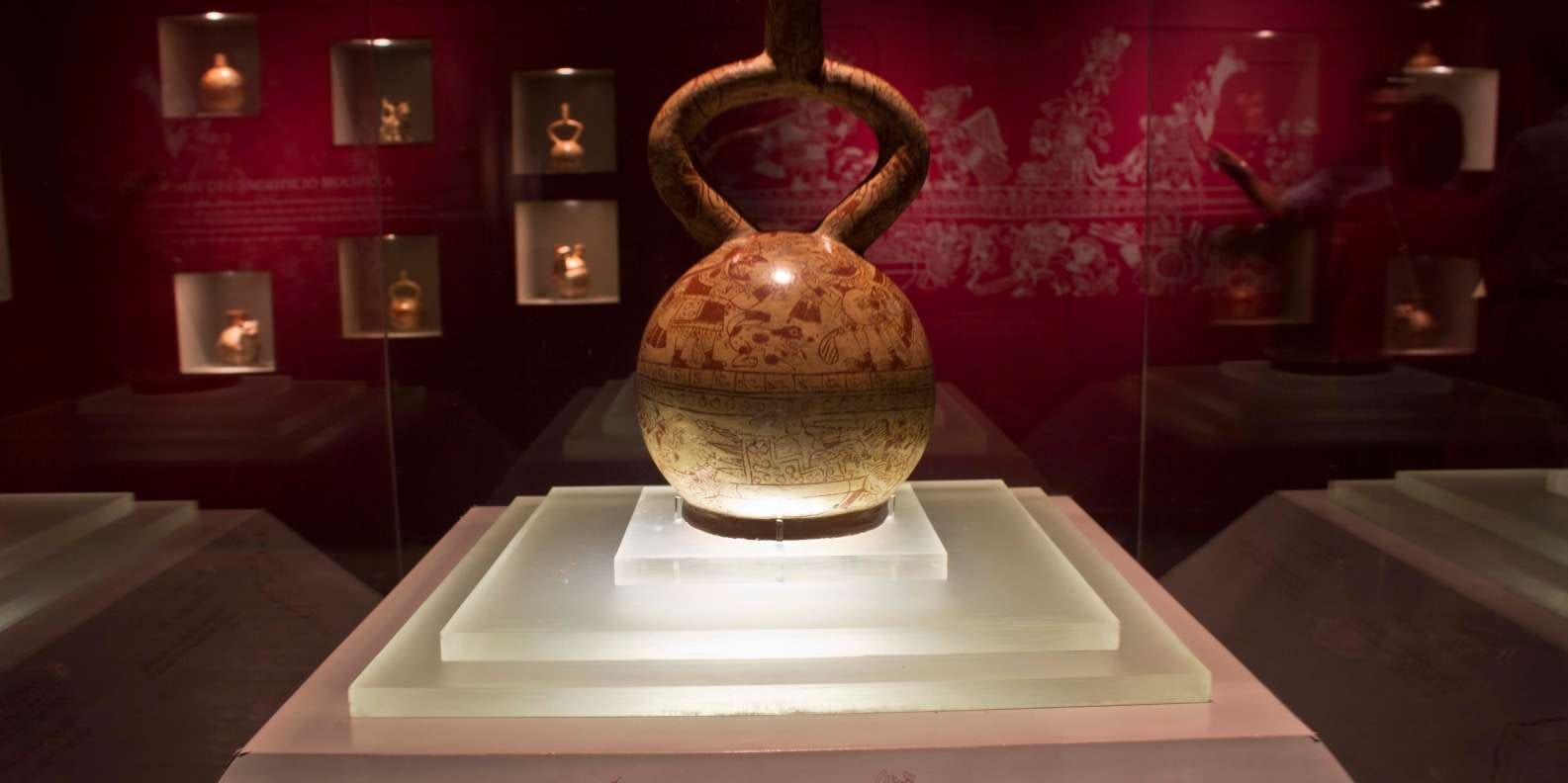 Lim-16 : Larco Museum - Unveiling Ancient Peru s Treasures - imagen #5