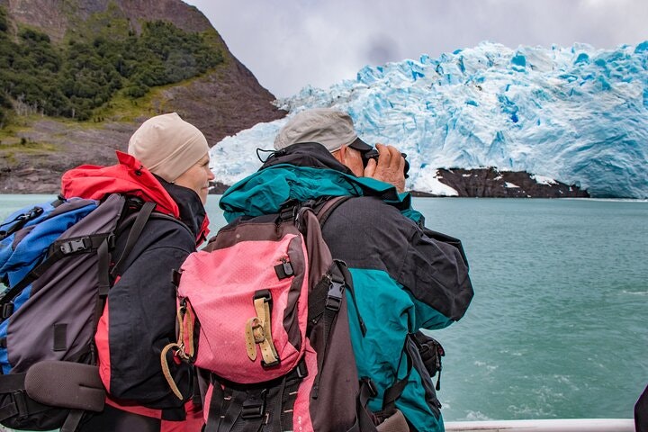 Unique Gourmet Experience - Perito Moreno Glacier Boat Ride - imagen #22