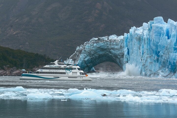 Unique Gourmet Experience - Perito Moreno Glacier Boat Ride - imagen #12