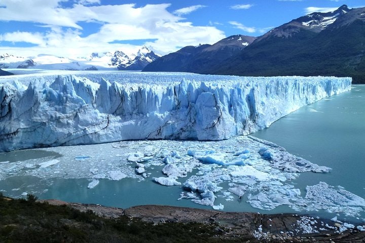 Perito Moreno Glacier Private Tour with Boat Ride from El Calafate - imagen #2