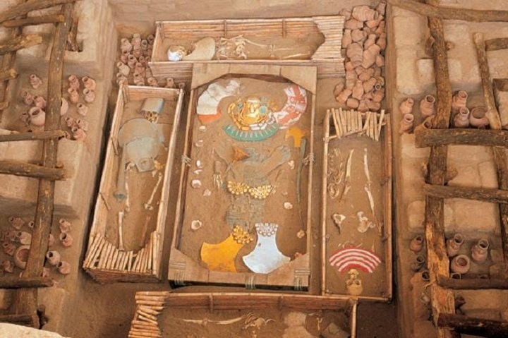 Chiclayo in a Day: Huaca Rajada, Tucume and Sipan Royal Tomb Museum with lunch - imagen #3