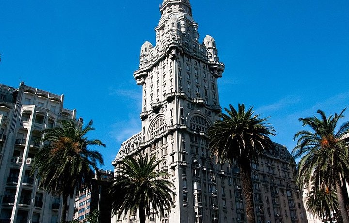 Montevideo Day Trip from Buenos Aires with Lunch and Transfers - imagen #3