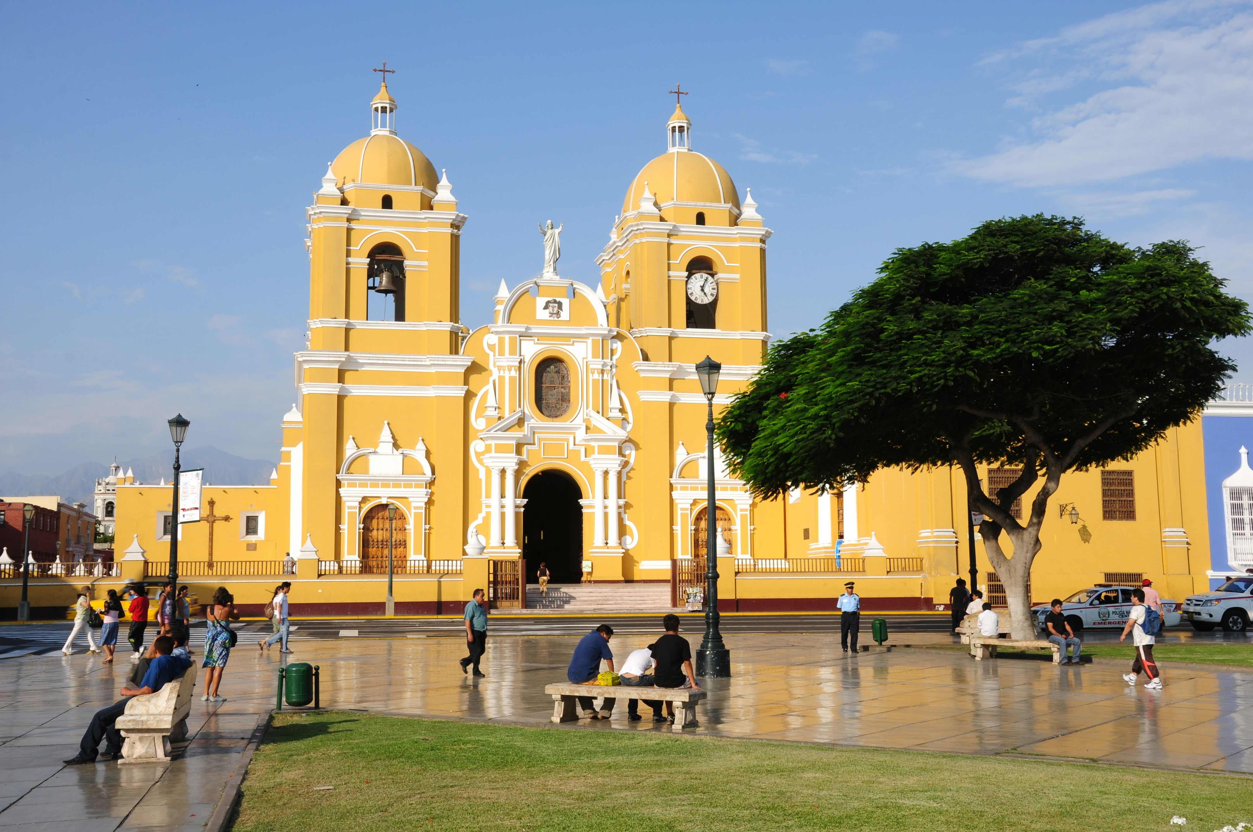 Trujillo The Best Private Tour: Downtown, Museum, Sun & Moon temples, Chan Chan Chimu City and Huanchaco beach. - imagen #13