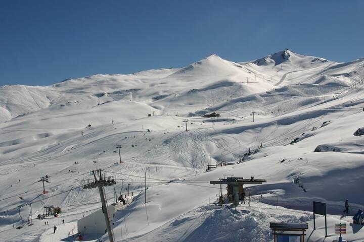 Private Full Day Guided Trip to Valle Nevado & Farellones from Santiago - imagen #5
