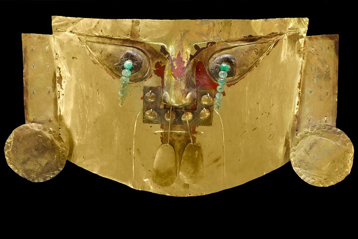 Lima Mujica Gallo s Private Gold Collection and Weapons of the World Museum