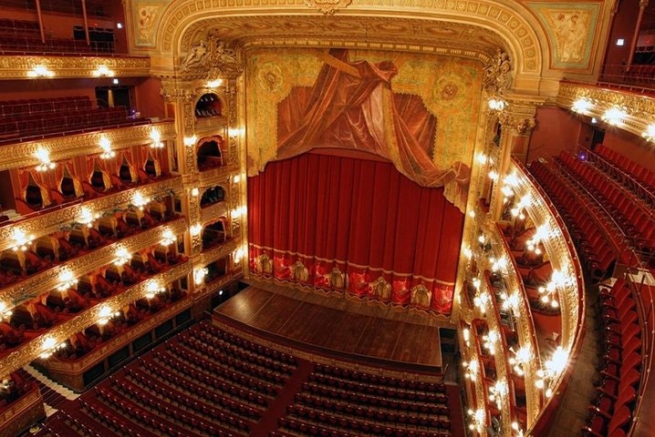 Small-Group City Tour with visit to Teatro Colon in Buenos Aires - imagen #5
