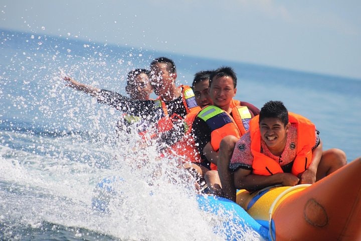 Cabra Corral Dam for Adrenaline Junkies: Banana Boat & Jet Ski - imagen #3
