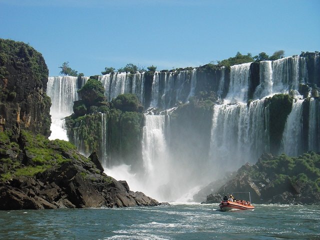 Iguazu Falls: Argentinian Side with Boat Ride - Jungle-truck and Train - imagen #6