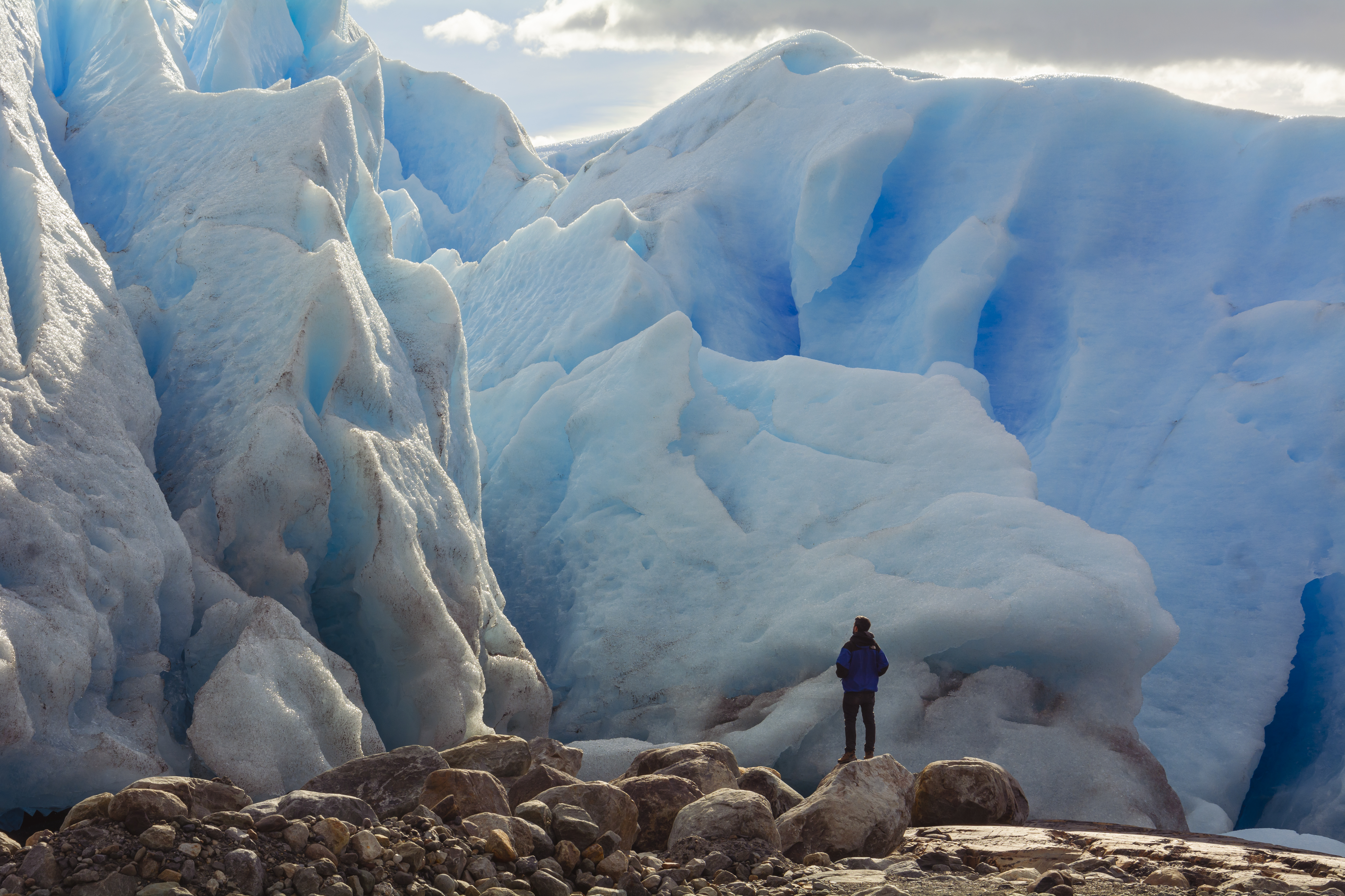 Blue Safari: Perito Moreno Glacier with Hiking and Navigation
