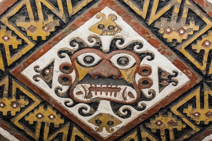 Temple of the Moon and Site Museum Half Day Private Tour from Trujillo - imagen #2