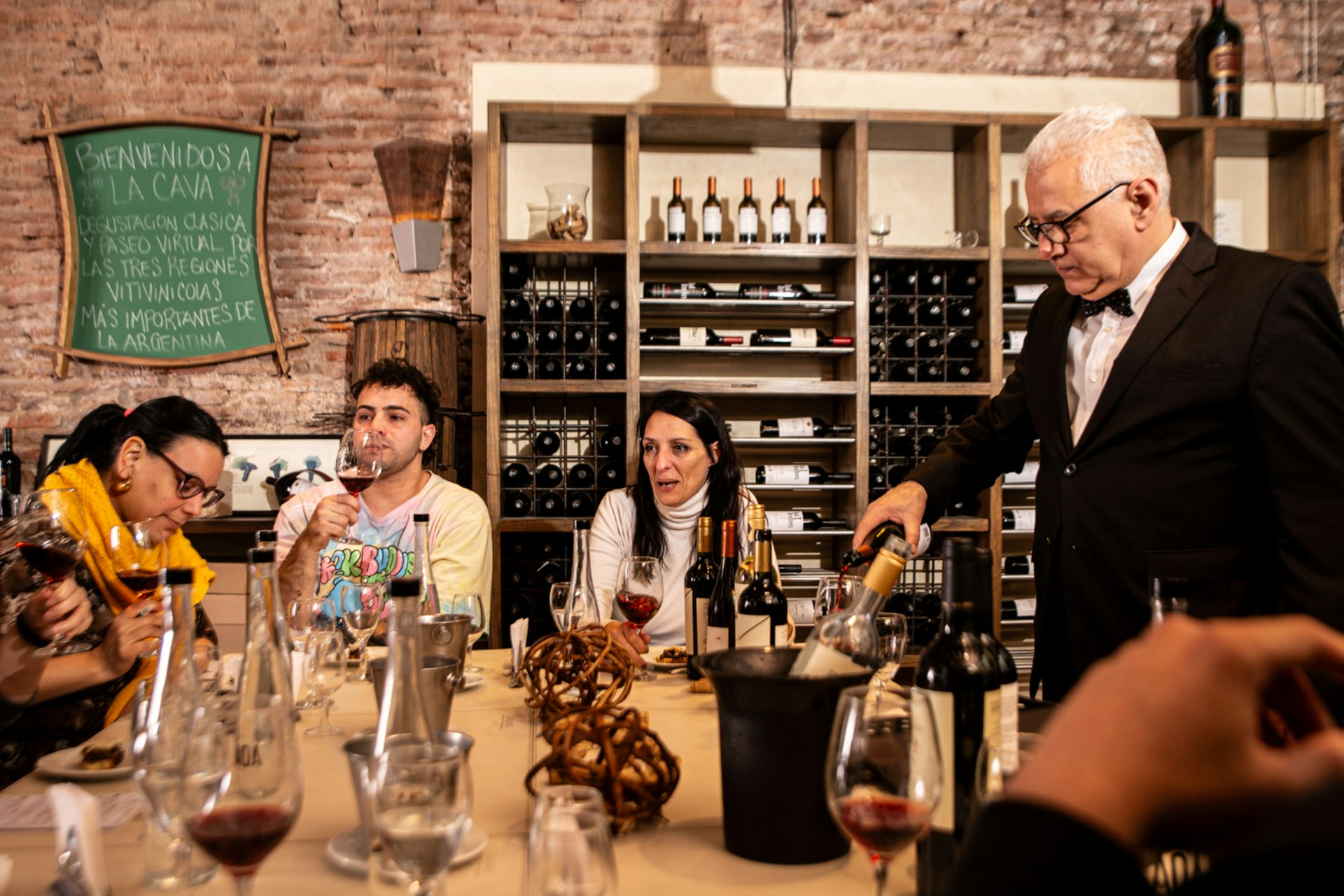Wine Tasting in Buenos Aires with Tapas - imagen #7