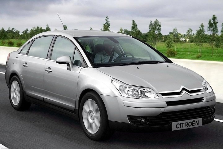 Bariloche Airport Round Trip PrivateTransfer - imagen #3