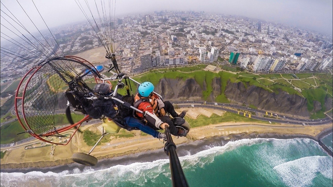 Lim-25 : Paramotor Sky Tour - Exploring Lima s Southern Coast - imagen #2