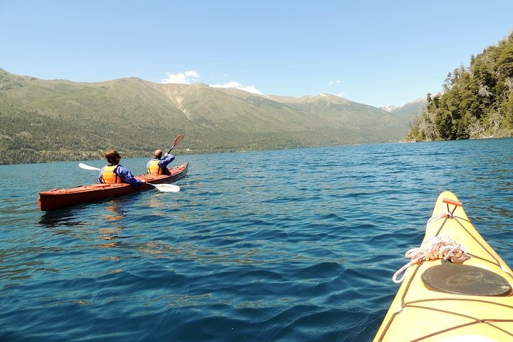 Mascardi Lake Kayaking and Trekking Tour from Bariloche - imagen #12